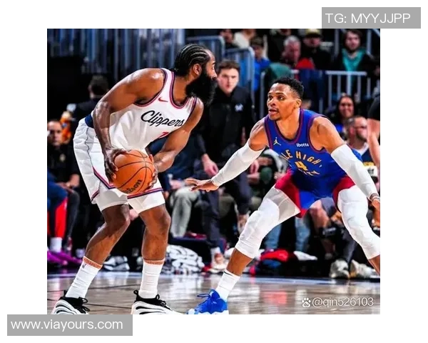 快船与掘金激战G6争夺季后赛晋级名额精彩对决引人瞩目