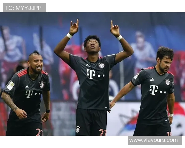 拜仁与巴黎激战正酣央视网全程直播精彩赛事回顾与分析