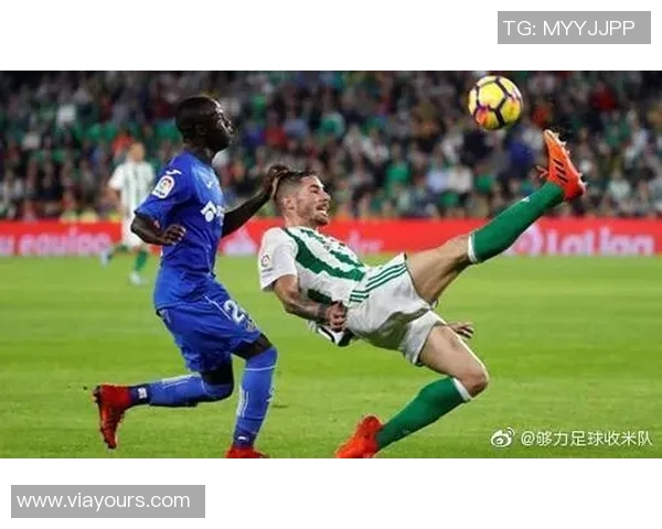 谢周三与卢顿的激烈对决谁能在这场较量中笑到最后