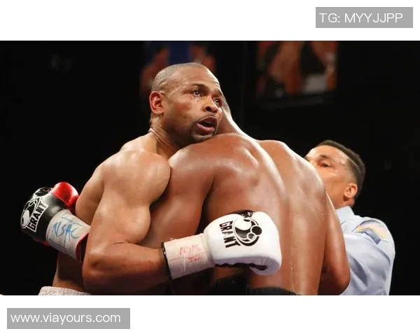 刘易斯与格兰特精彩对决视频回顾，重温拳坛经典瞬间与激烈战斗场面