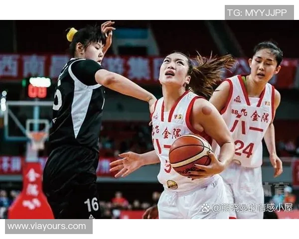 印度女篮与日本女篮激战正酣谁能在亚洲赛场上笑到最后